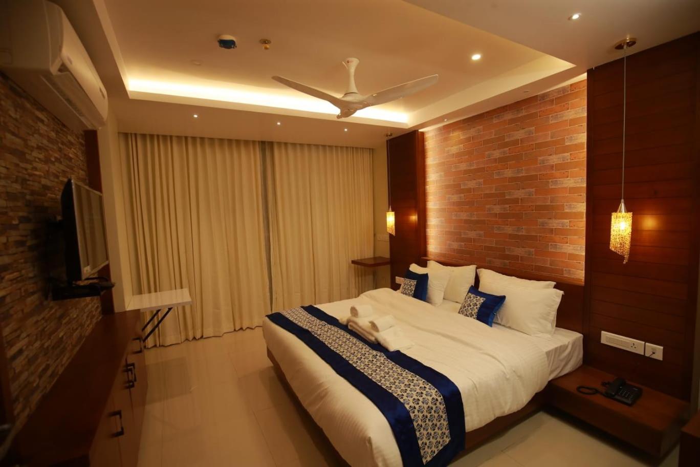Hotel Baha Kochi Екстериор снимка